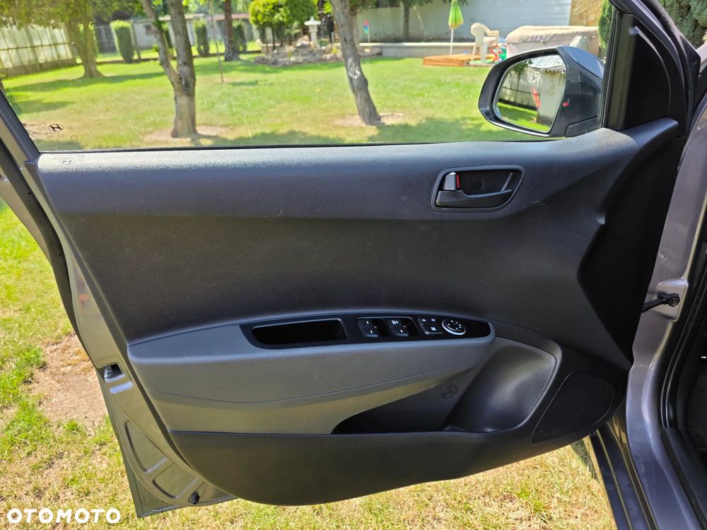 Hyundai i10 1.0 Premium - 27