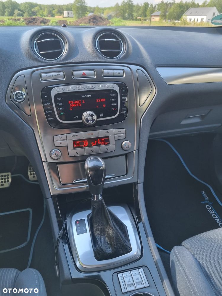 Ford Mondeo 2.0 TDCi Titanium X - 16
