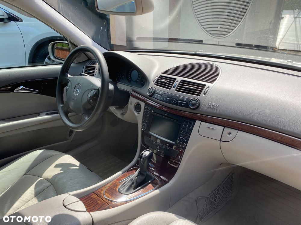 Mercedes-Benz Klasa E 320 CDI Classic - 8