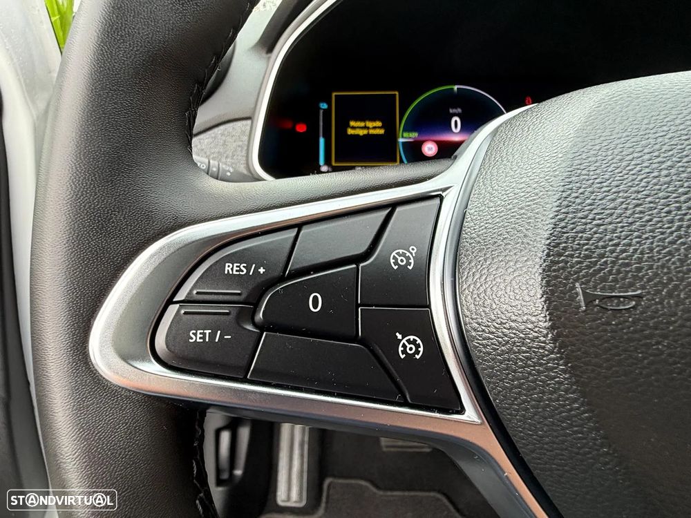 Renault Zoe (c/ Bateria) Limited 50 - 16