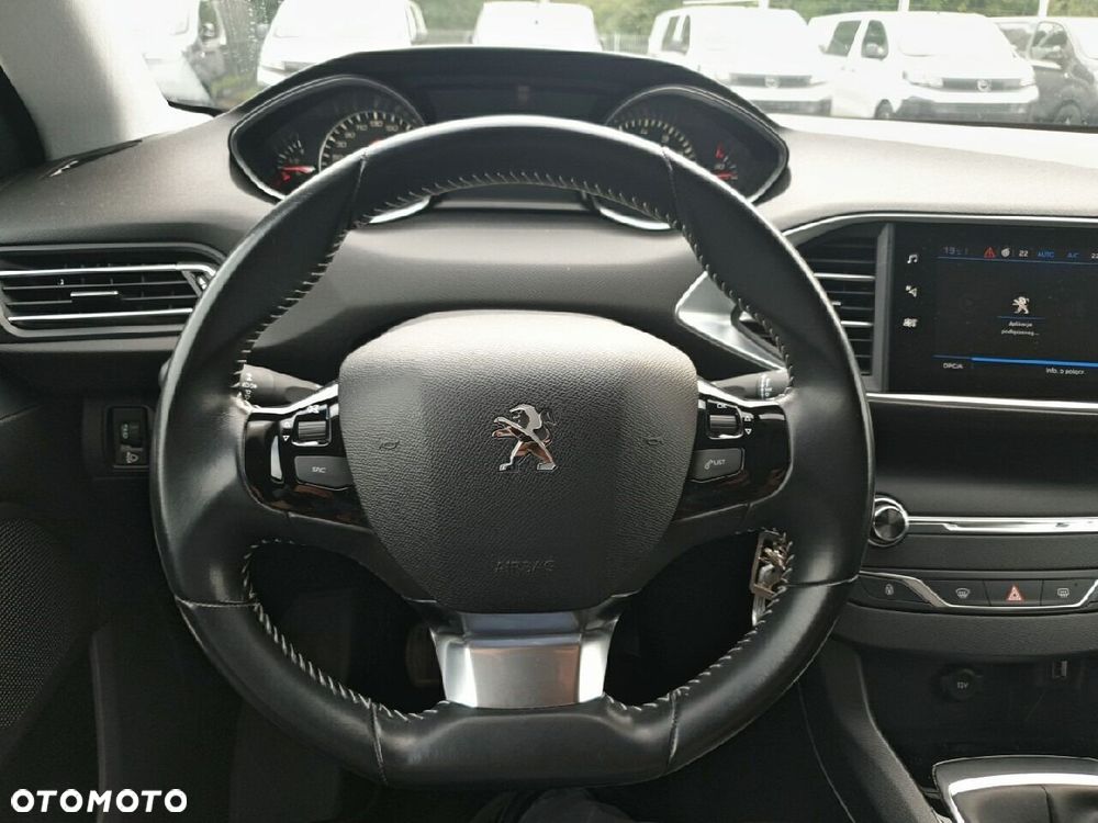 Peugeot 308 1.2 PureTech GPF Active S&S - 21
