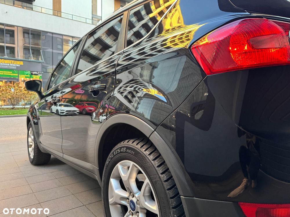 Ford Kuga 2.0 TDCi 2x4 Champions Edition - 11