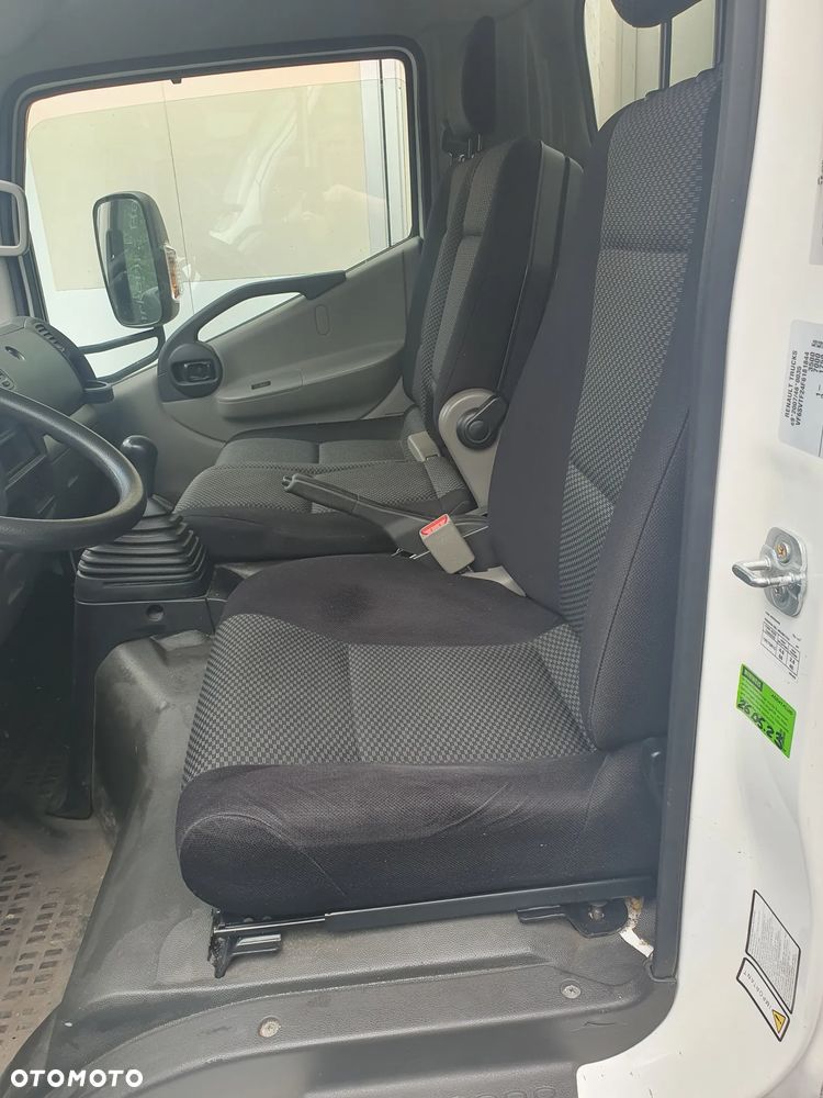 Fotele  Nissan Cabstar Renault Maxity - 1