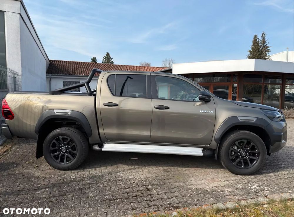 Toyota Hilux 2.8 D-4D mHEV Double Cab Executive 4x4 - 4