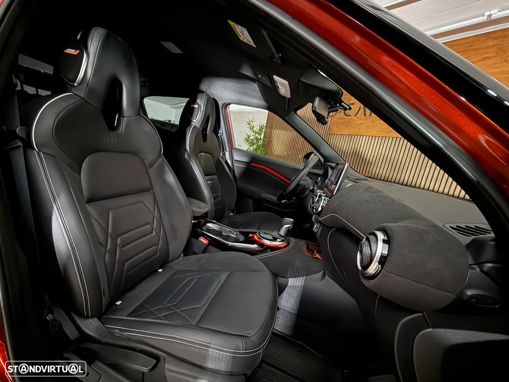 Nissan Juke 1.0 DIG-T N-Design C.Two Tone S.DCT - 27