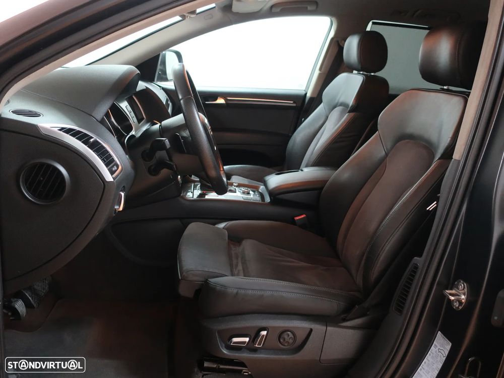 Audi Q7 3.0 V6 TDi quattro Tiptronic - 12
