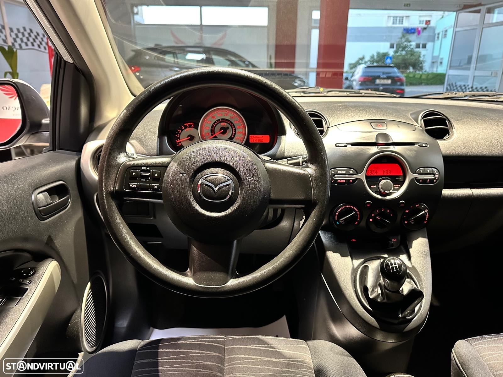 Mazda 2 1.4 MZ-CD Comfort AC - 9