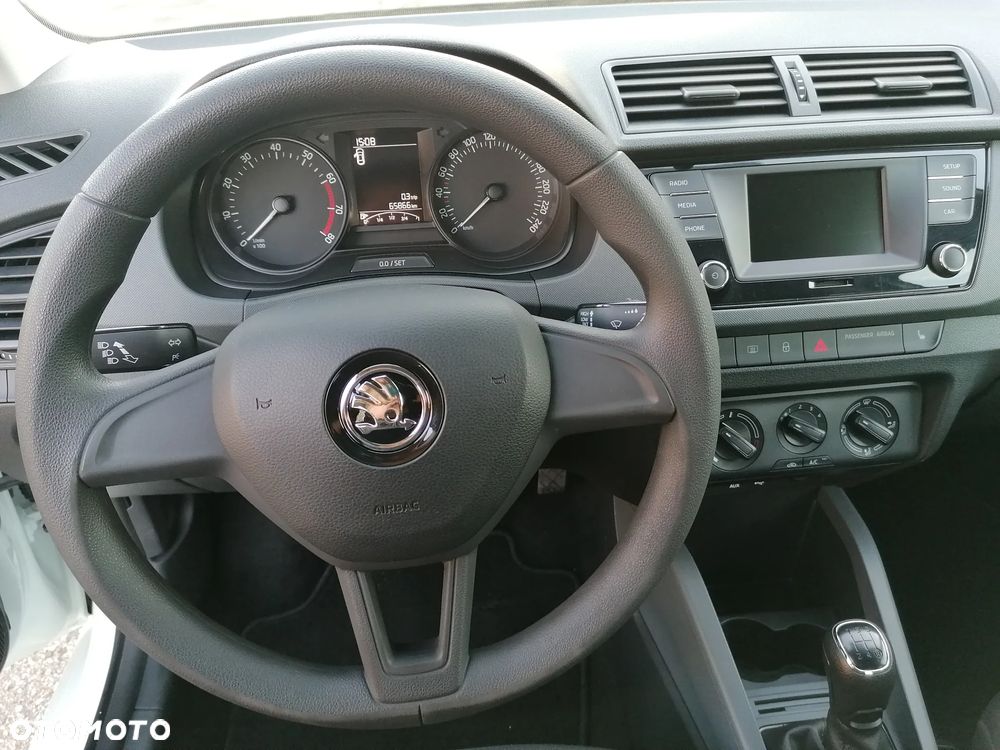 Skoda Fabia 1.0 Ambition - 22