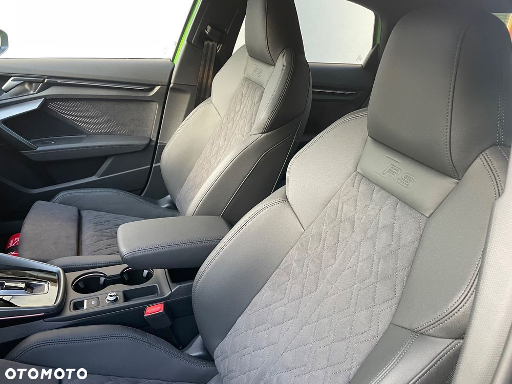 Audi RS3 TFSI Quattro S tronic - 23