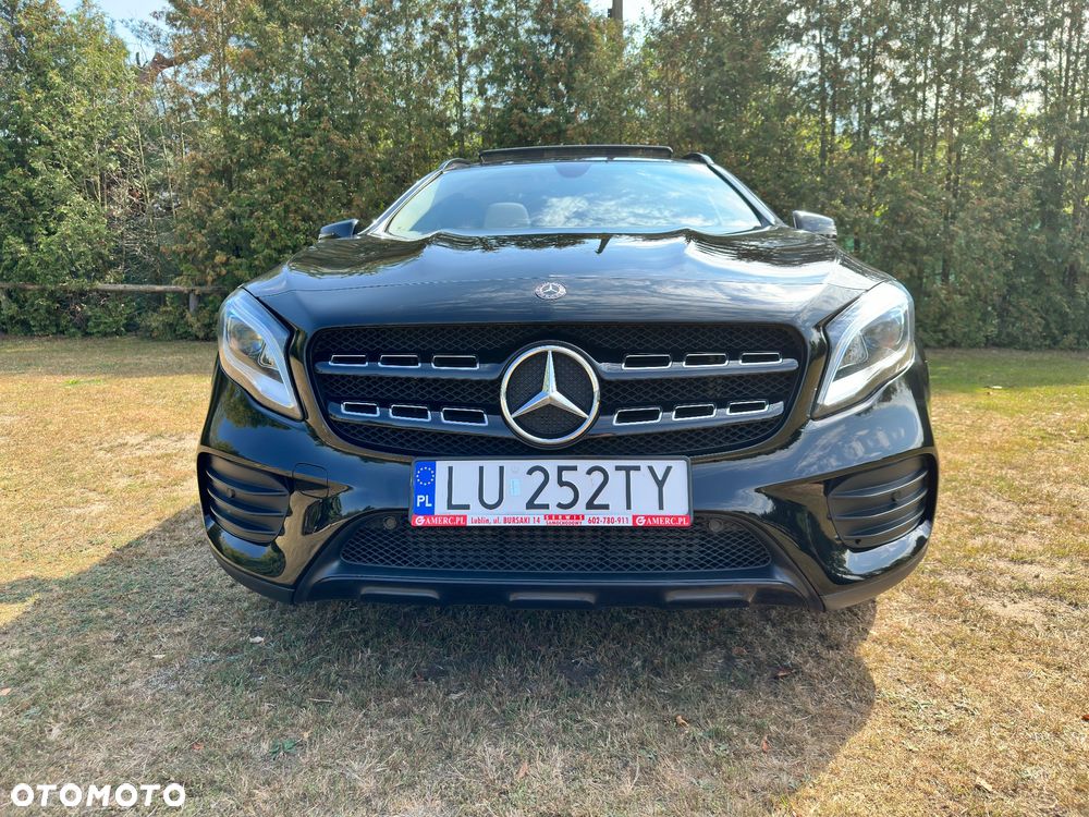 Mercedes-Benz GLA 250 4-Matic AMG Line - 10