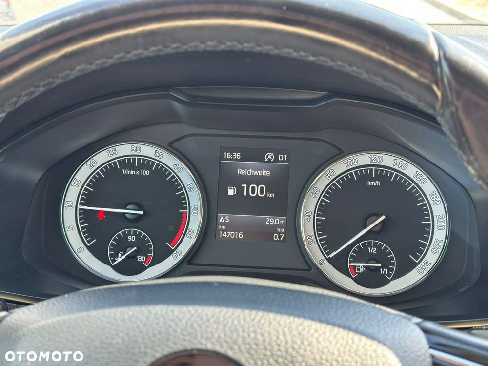 Skoda Karoq 2.0 TDI SCR 4x4 Style DSG - 19