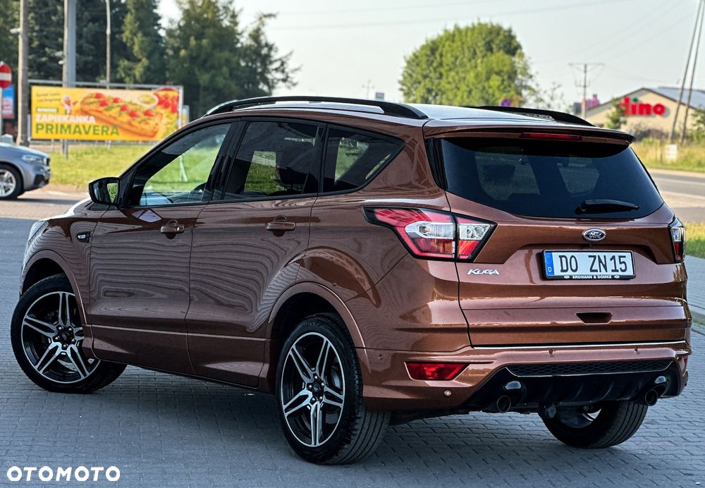 Ford Kuga 2.0 TDCi 4x4 ST-Line - 11