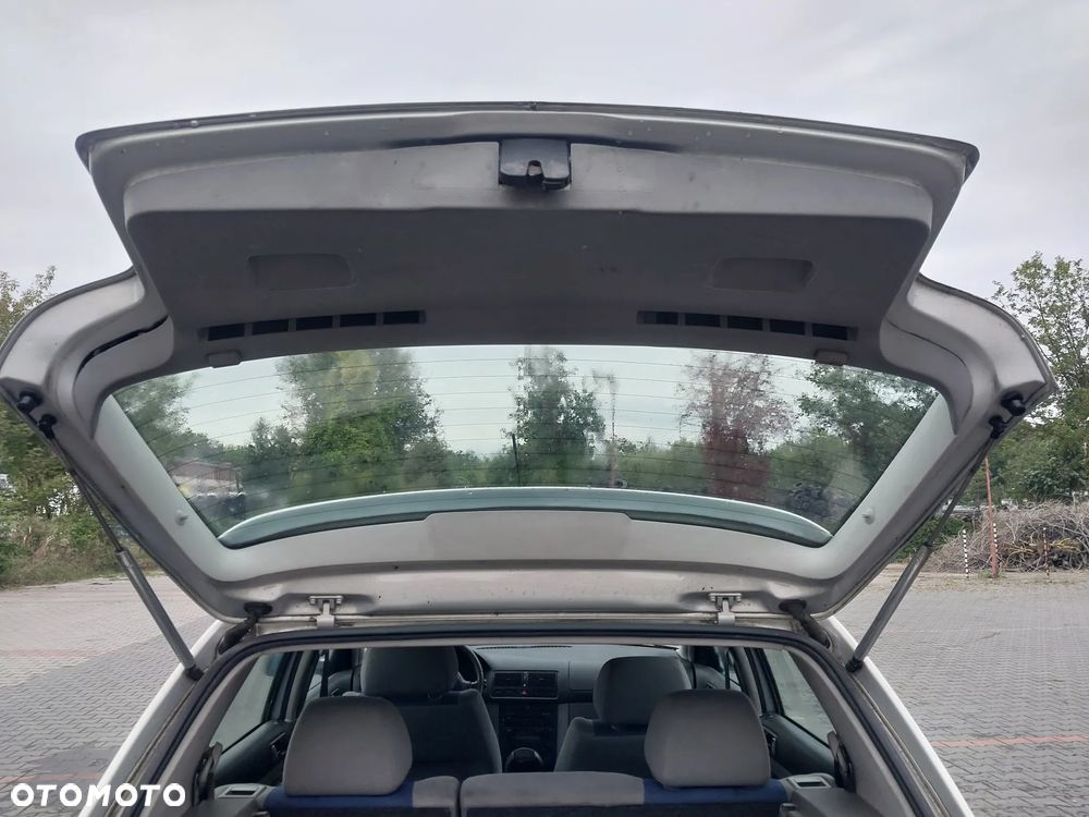 Volkswagen Golf 4 IV GENERATION silnik kompletny 1.9 TDI 90 KM ALH skrzynia biegów sprzęgło pompa wtryskowa paliwa drzwi lewe prawe zderzak maska błotnik klapa lusterko LB7Z turbina maglownica mcperson sanki belka osłona zbiorniczek zamek alufelgi r16 zwrotnica zacisk hamulcowy amortyzator mechanizm szyby serwo pompa pompka panel podszybie lampa tłumik wydech szyba sonda fotel pompka głowica NA CZĘŚCI WSZYSTKIE CZĘŚCI - 14