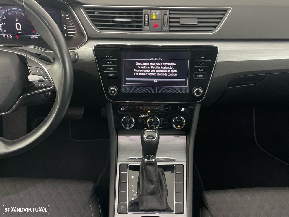 Skoda Superb Break 2.0 TDI Ambition DSG - 15