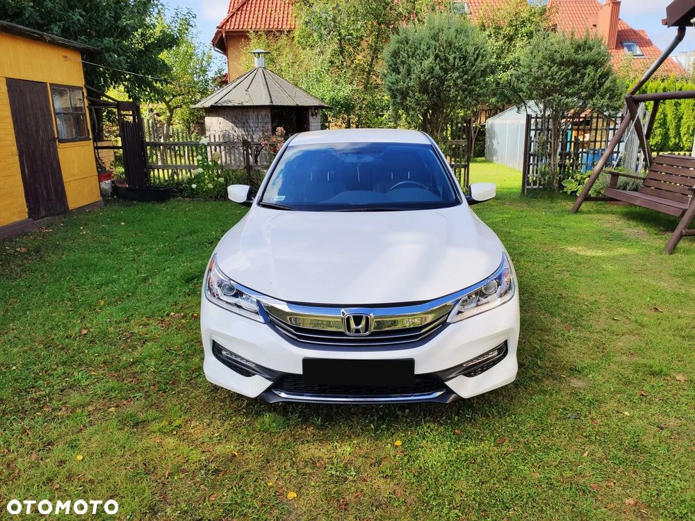 Honda Accord - 2