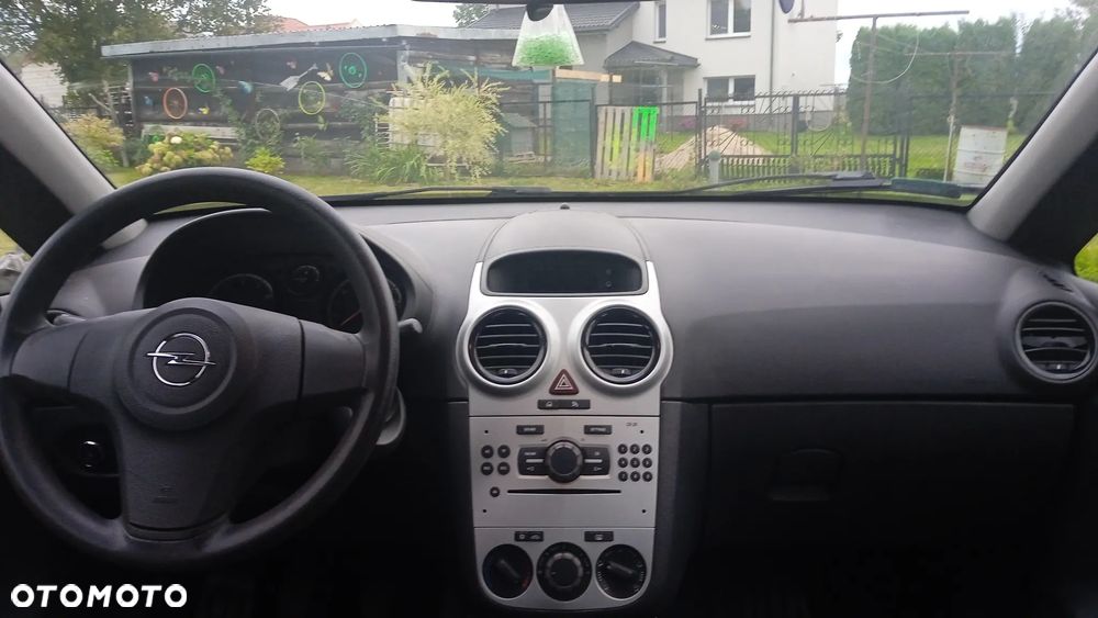 Opel Corsa 1.0 12V Essentia - 5