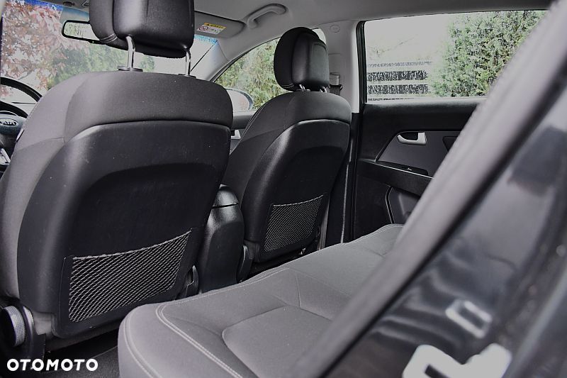 Kia Sportage 1.6 GDI L 2WD - 19