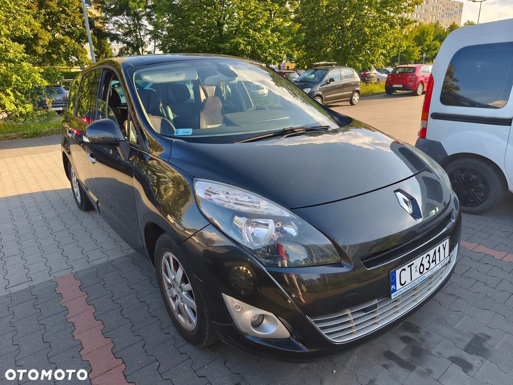 Renault Scenic - 1