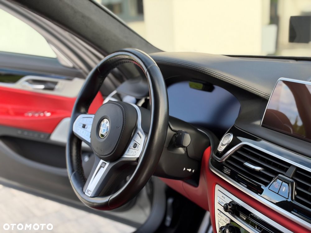 BMW Seria 7 750Ld xDrive sport - 39