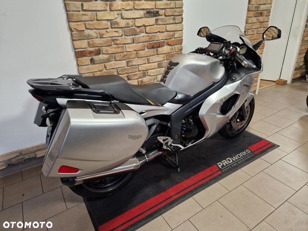 Triumph Sprint - 13