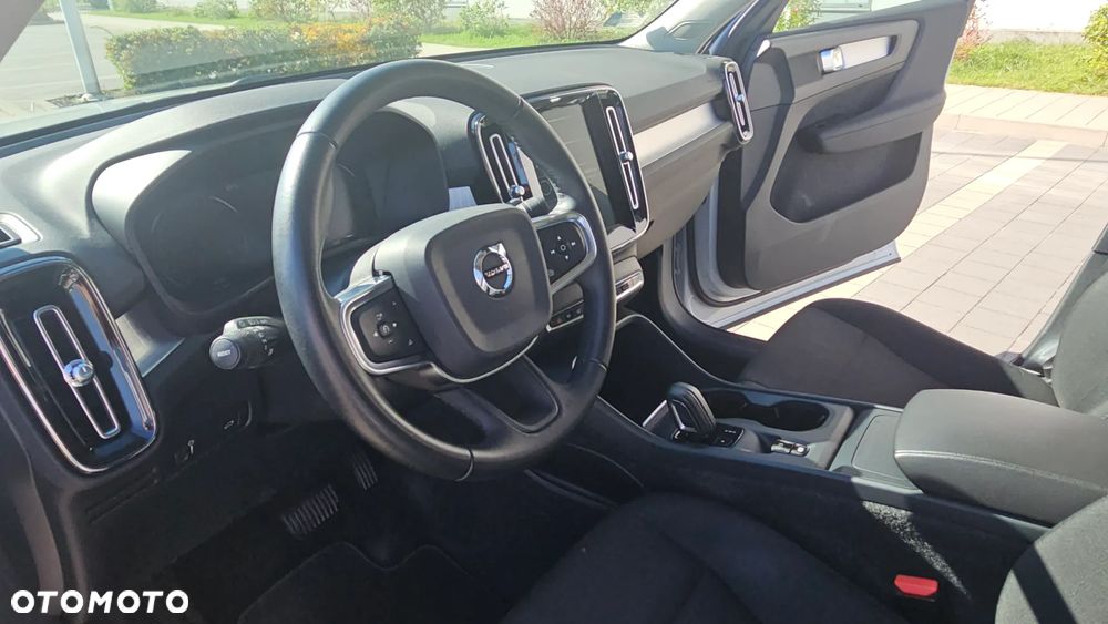 Volvo XC 40 T3 Momentum - 7