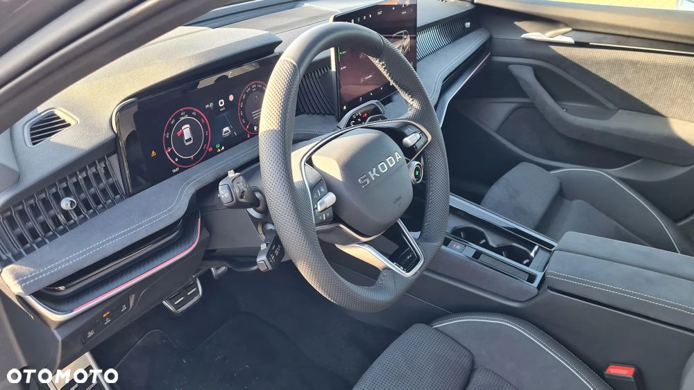 Skoda Superb 2.0 TDI SCR 4x4 Sportline DSG - 10