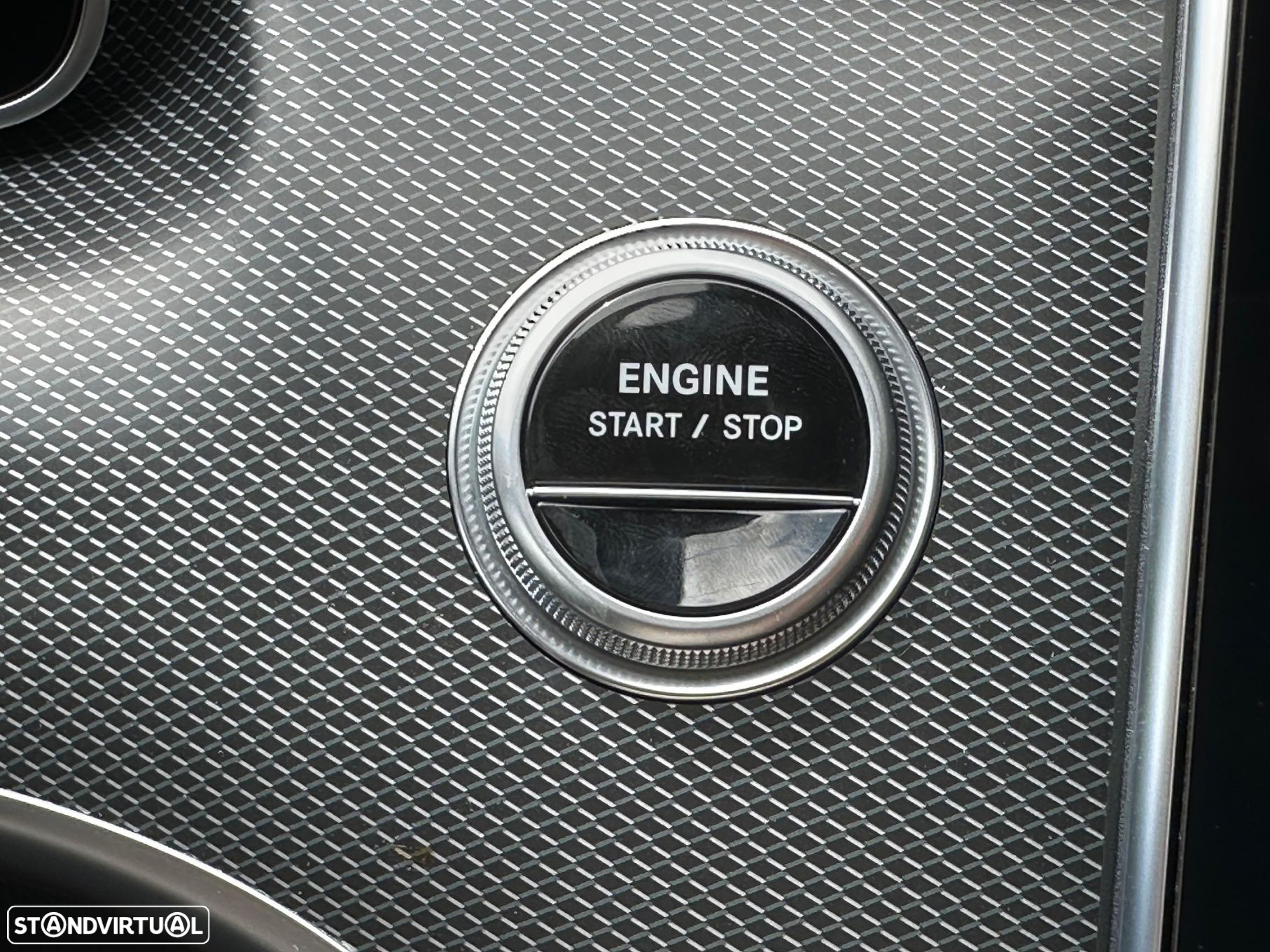 Mercedes-Benz C 300 e Avantgarde - 29