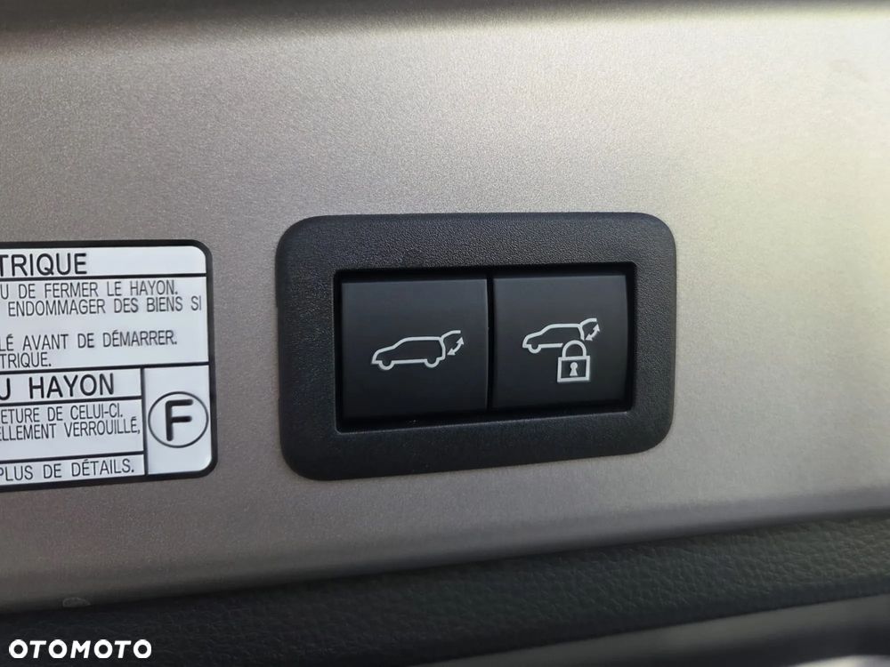 Toyota Corolla Cross 1.8 Hybrid Style - 34