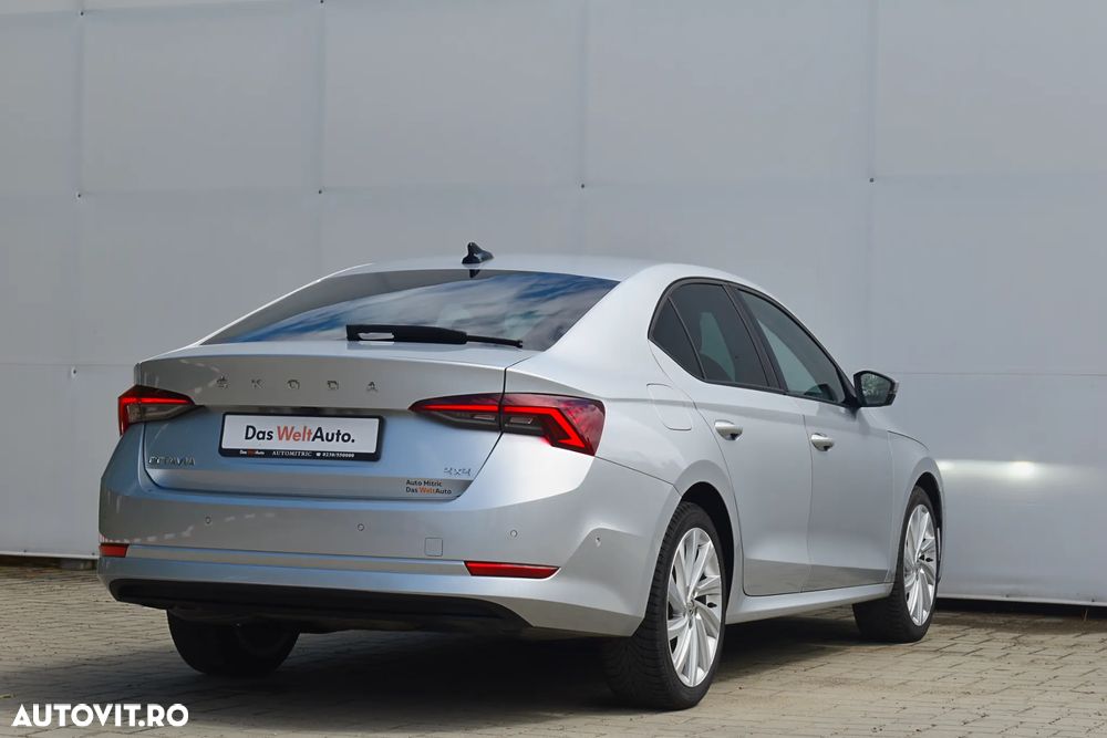 Skoda Octavia 2.0 TDI DSG 4X4 Style - 4