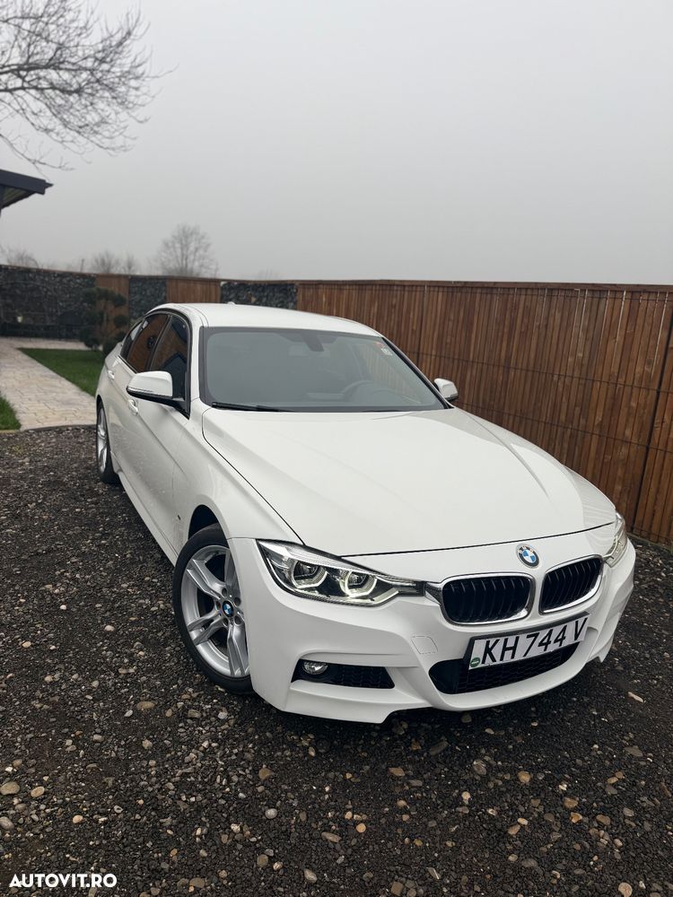 BMW Seria 3 330e iPerformance M Sport - 6