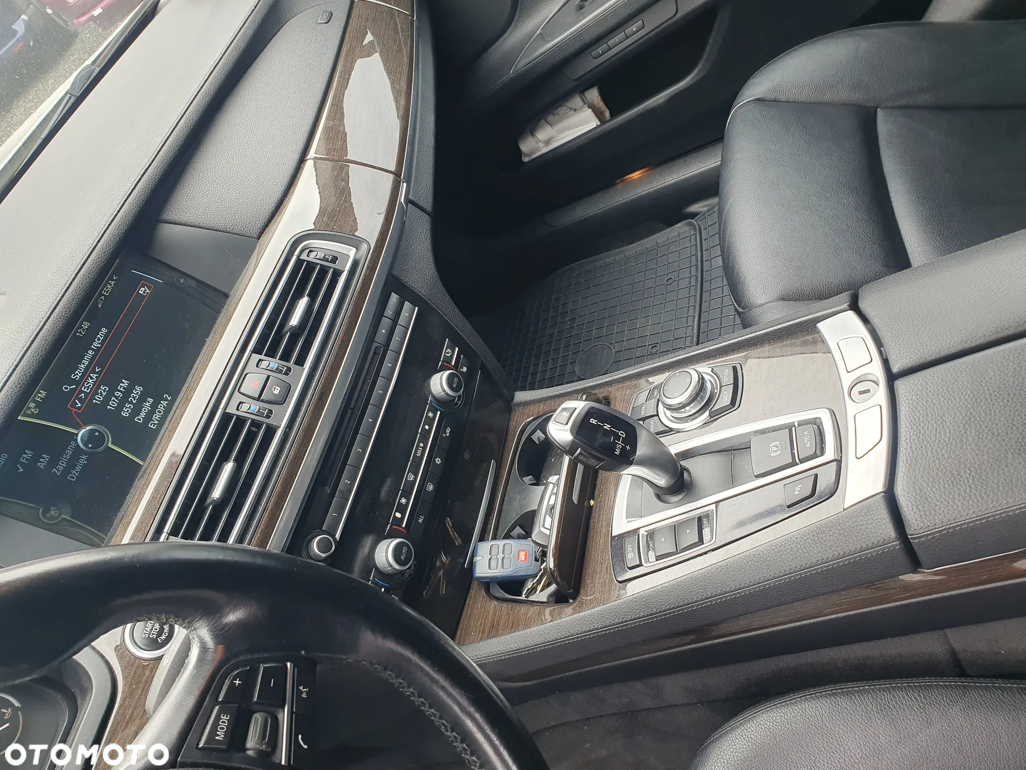 BMW Seria 7 730d - 24