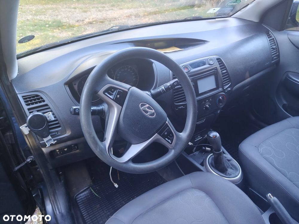Hyundai i20 1.4 CRDi Comfort EU5 - 13