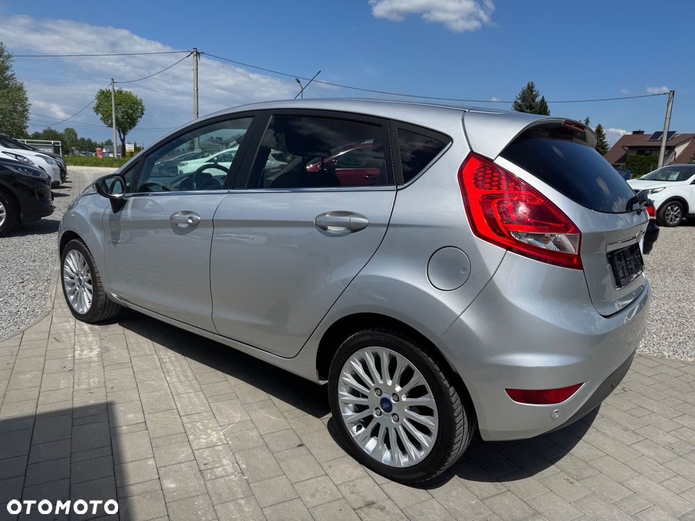 Ford Fiesta 1.4 Titanium - 10