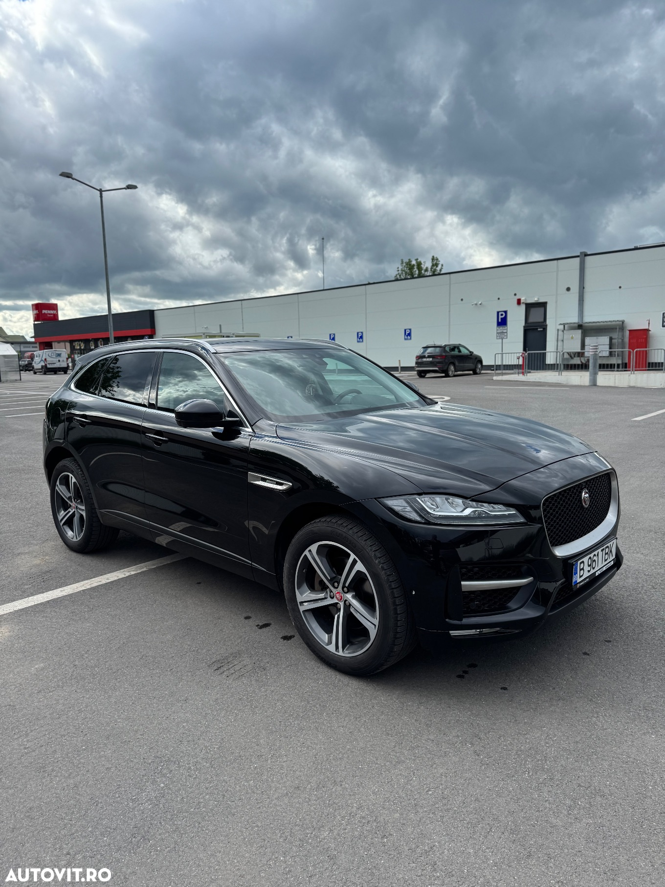 Jaguar F-Pace 30d AWD R-Sport - 6