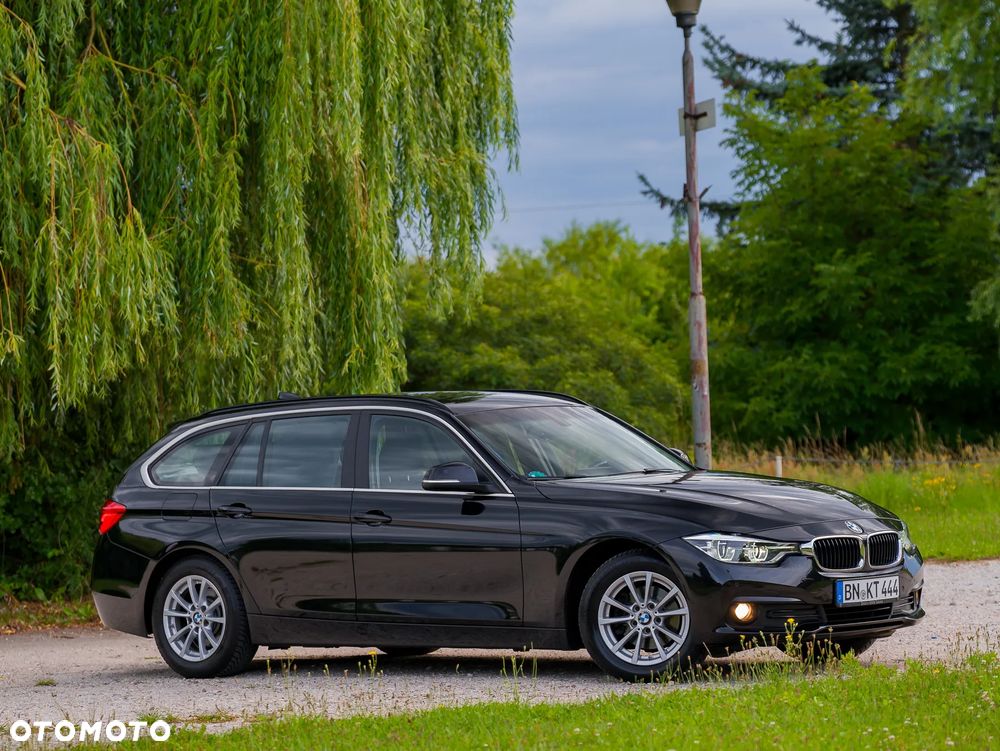 BMW Seria 3 318d Luxury Line - 4