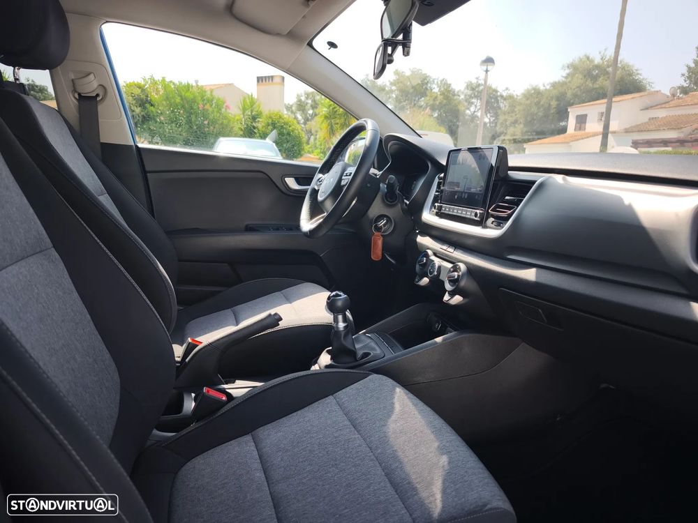 Kia Stonic 1.2 MPi Dynamic - 7