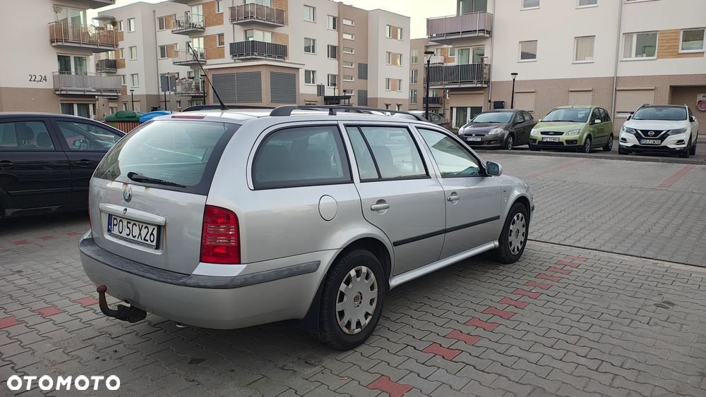 Skoda Octavia 2002 photo 3