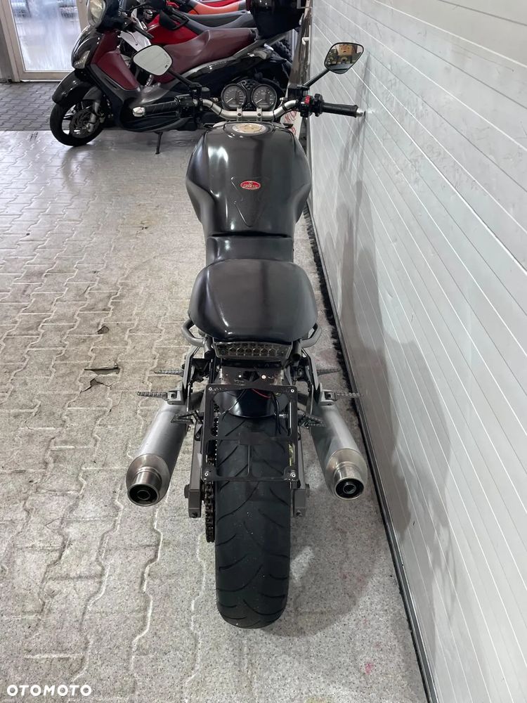 Ducati Monster - 26