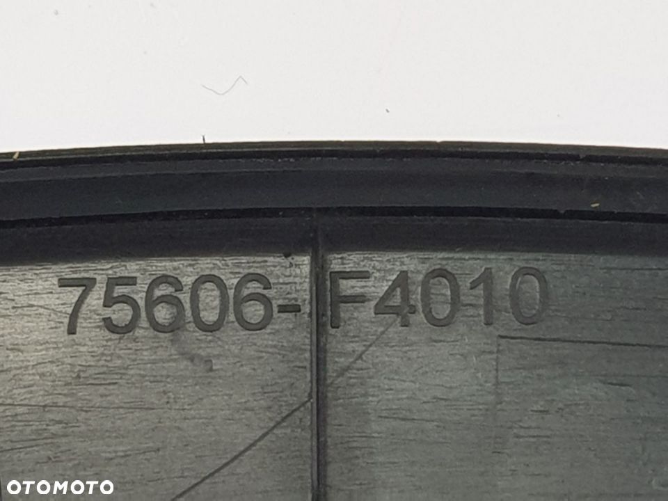 Listwa Błotnika Tył Prawy i Lewy TOYOTA C HR od 2019 roku - 4