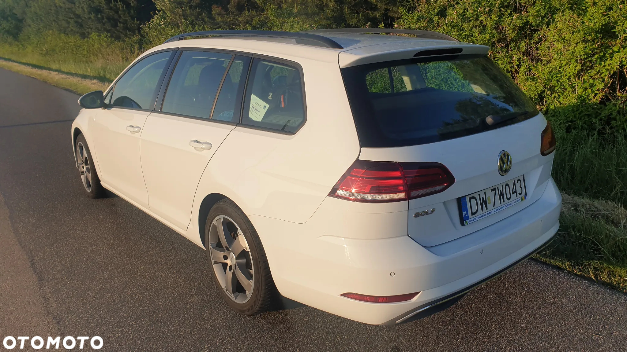 Volkswagen Golf VII 1.6 TDI BMT Comfortline - 5