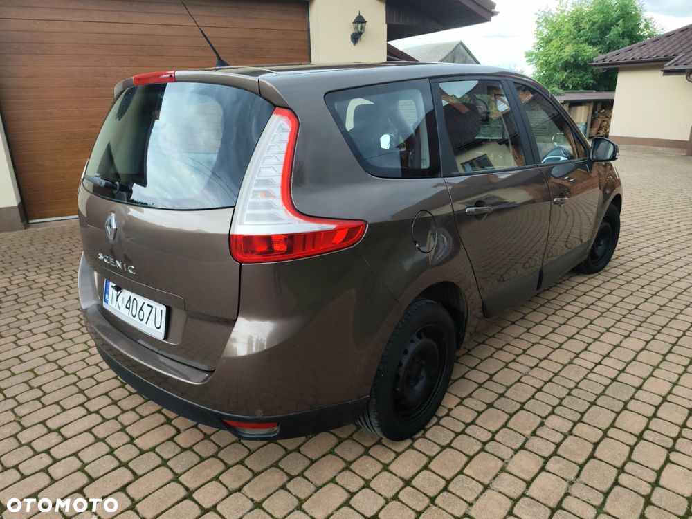 Renault Grand Scenic Gr 1.9 dCi Emotion - 4