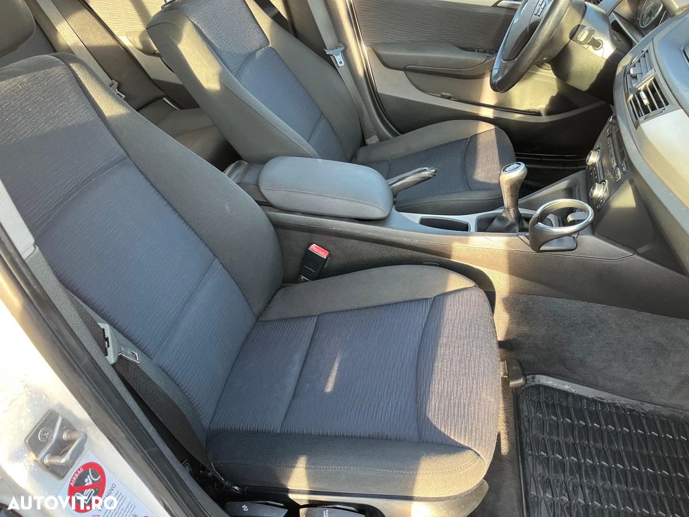 BMW X1 xDrive18d - 10