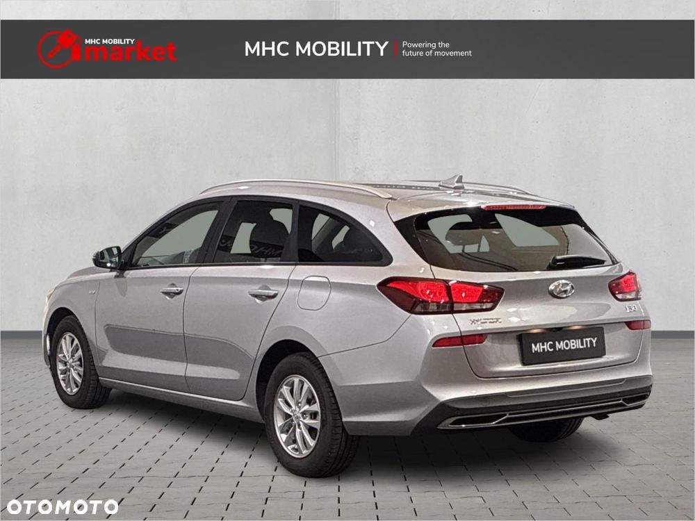 Hyundai i30 1.5 T-GDI 48V Modern - 4