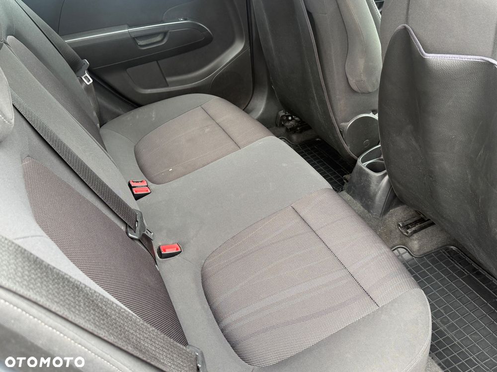 Chevrolet Aveo 1.6 LTZ S/S - 12