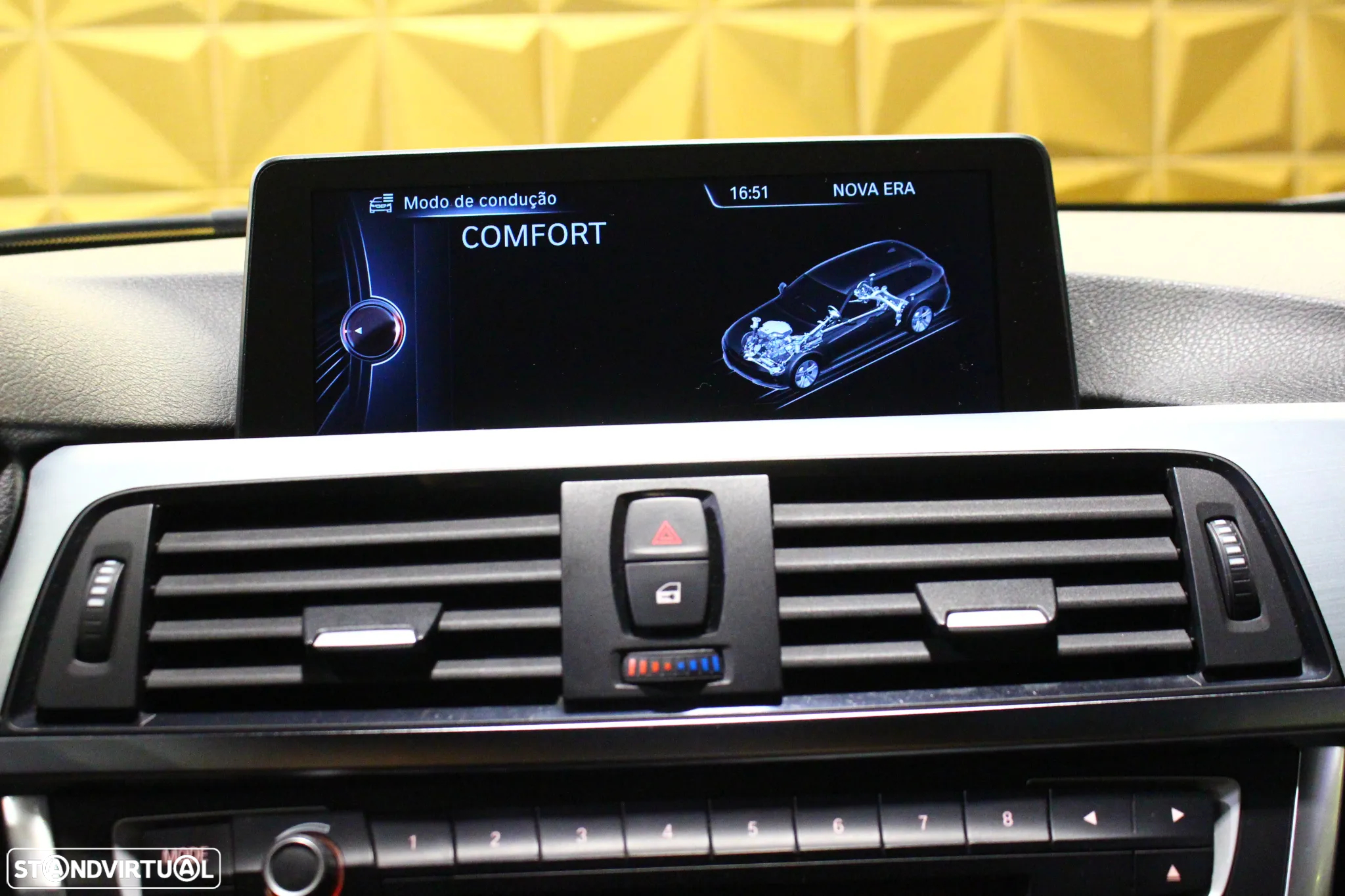 BMW 318 d Touring Auto Line Luxury - 35