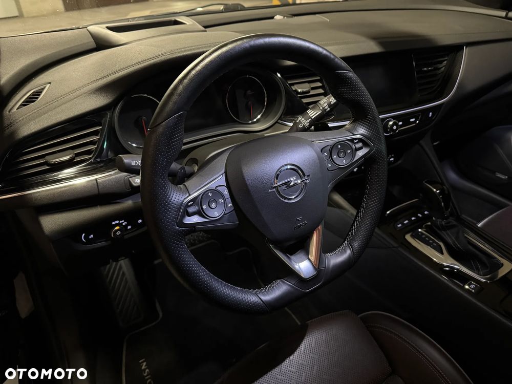 Opel Insignia - 18