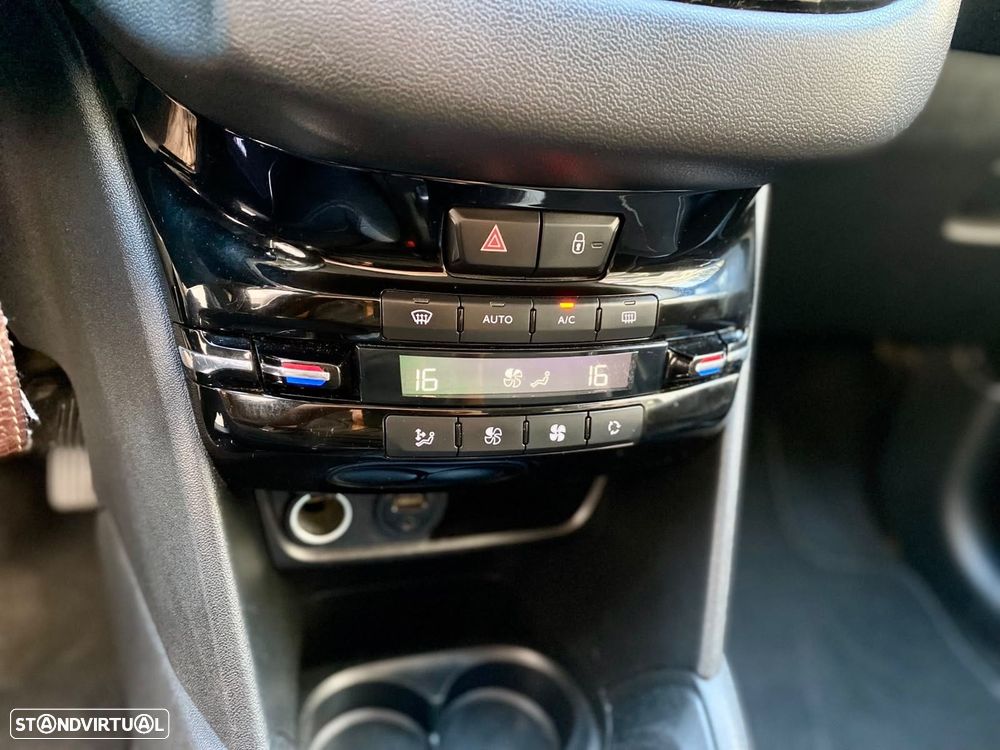 Peugeot 208 1.6 BlueHDi Allure - 16