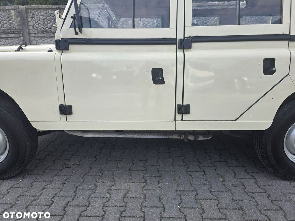Land Rover Inny - 16