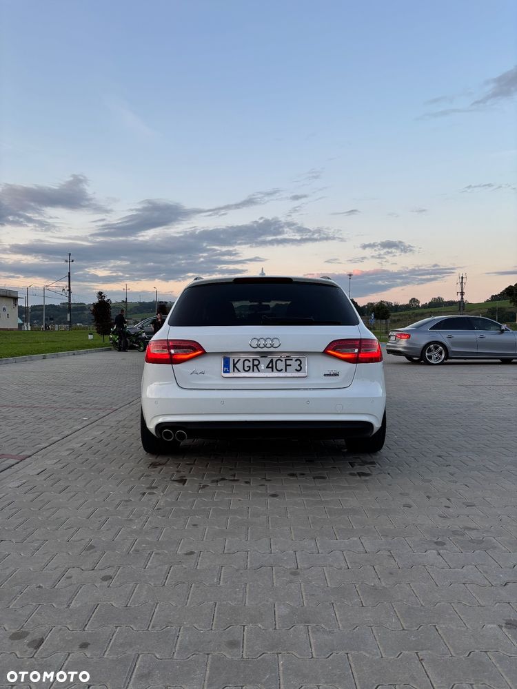 Audi A4 Avant - 10
