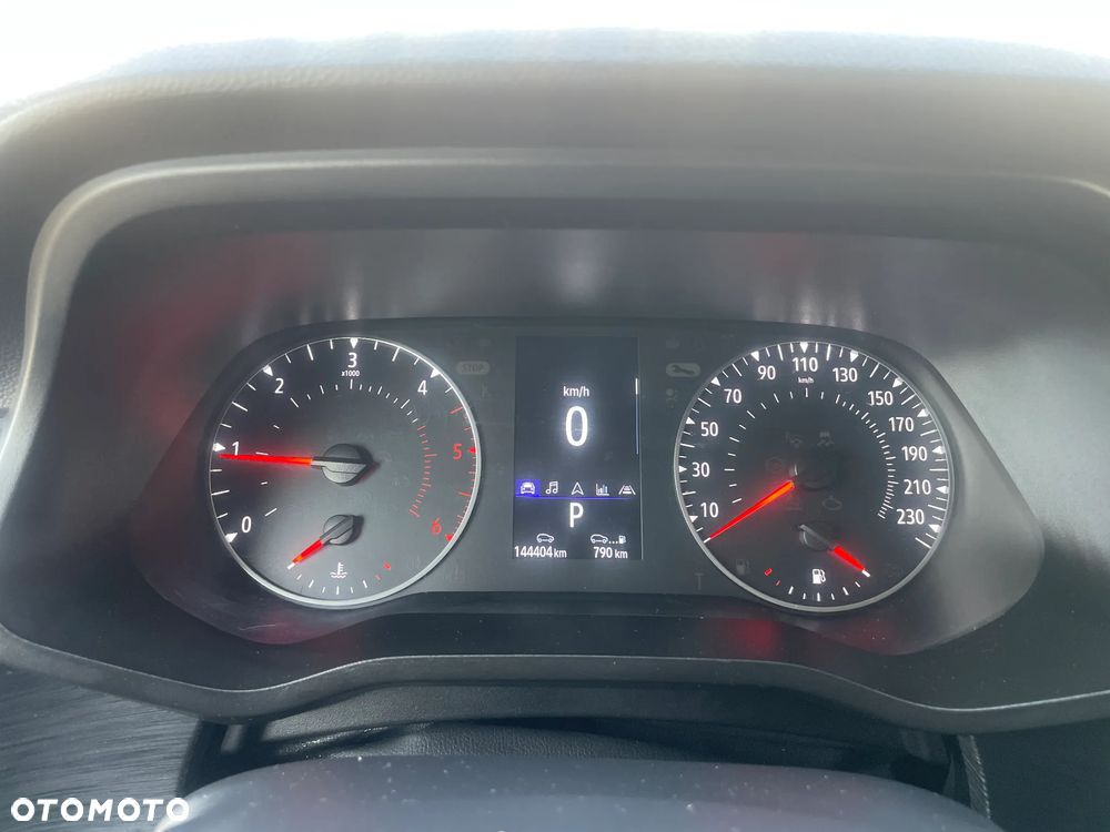 Renault Trafic 2.0 dCi EDC - 22